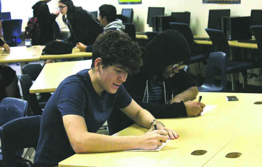 UIL computer programming challenges students to win