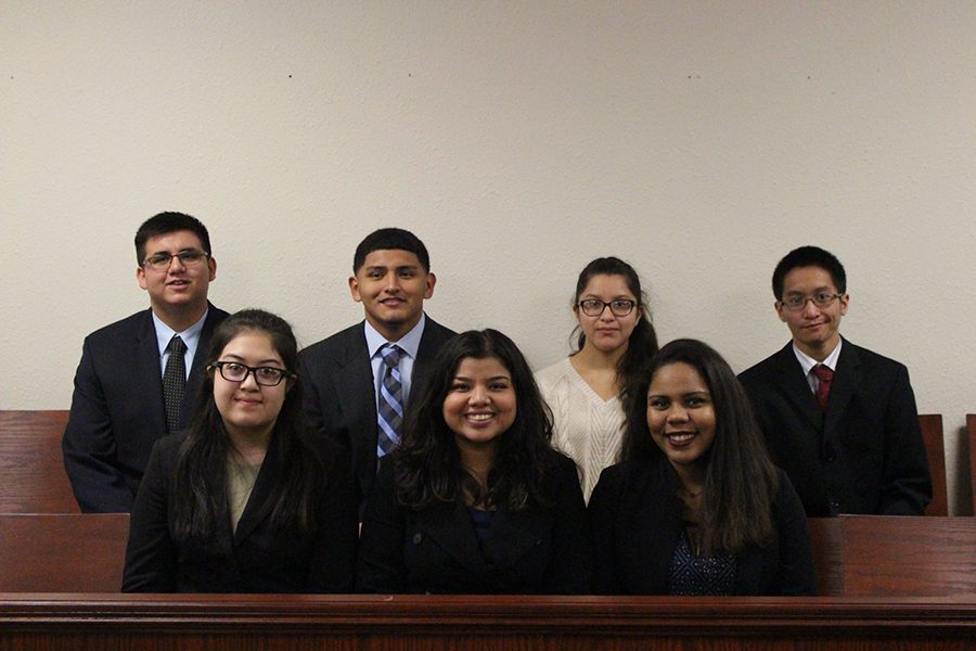 Legal+Eagle%E2%80%99s+Akins+Law+interns+placed+first+at+their+regional+YMCA+Mock+Trial+competition+on+Nov.+12.+The+interns+advanced+to+State+competition+which+will+take+place+in+late+Jan.+The+team+consist+of+Adrian+Ochoa%2C+Jacob+Diaz%2C+Marisa+Bosquez%2C+Brandon+Rottmann%2C+Brenda+Amaya%2C+Madeline+Ramos+and+Jessica+Brownlee.