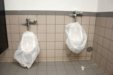 Many urinals remain unusable because of leaky water pipes which results in water over ow-
ing. Students have to search for working toilets to relieve themselves.