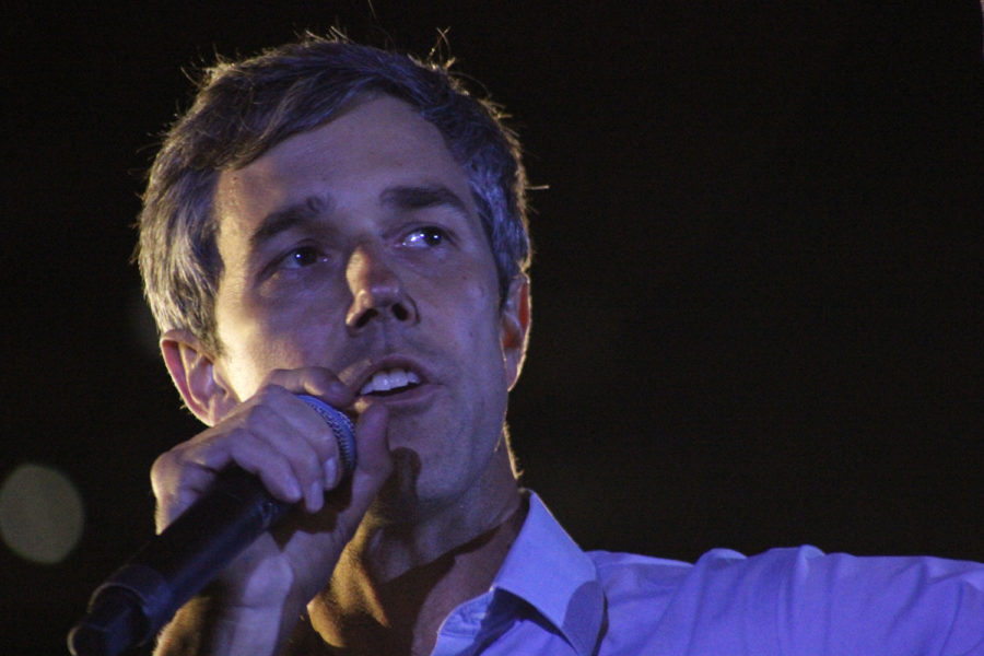 Presidential+candidate+Beto+ORourke+speaks+at+his+rally+in+downtown+Austin+on+Saturday%2C+March+30.+ORourke+was+preceded+by+speeches+from+Mayor+Steve+Adler+and+Rep.+Gina+Hinojosa.