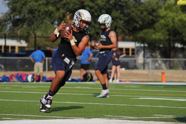 Climate change forces Akins Athletes, performers to adapt to the heat