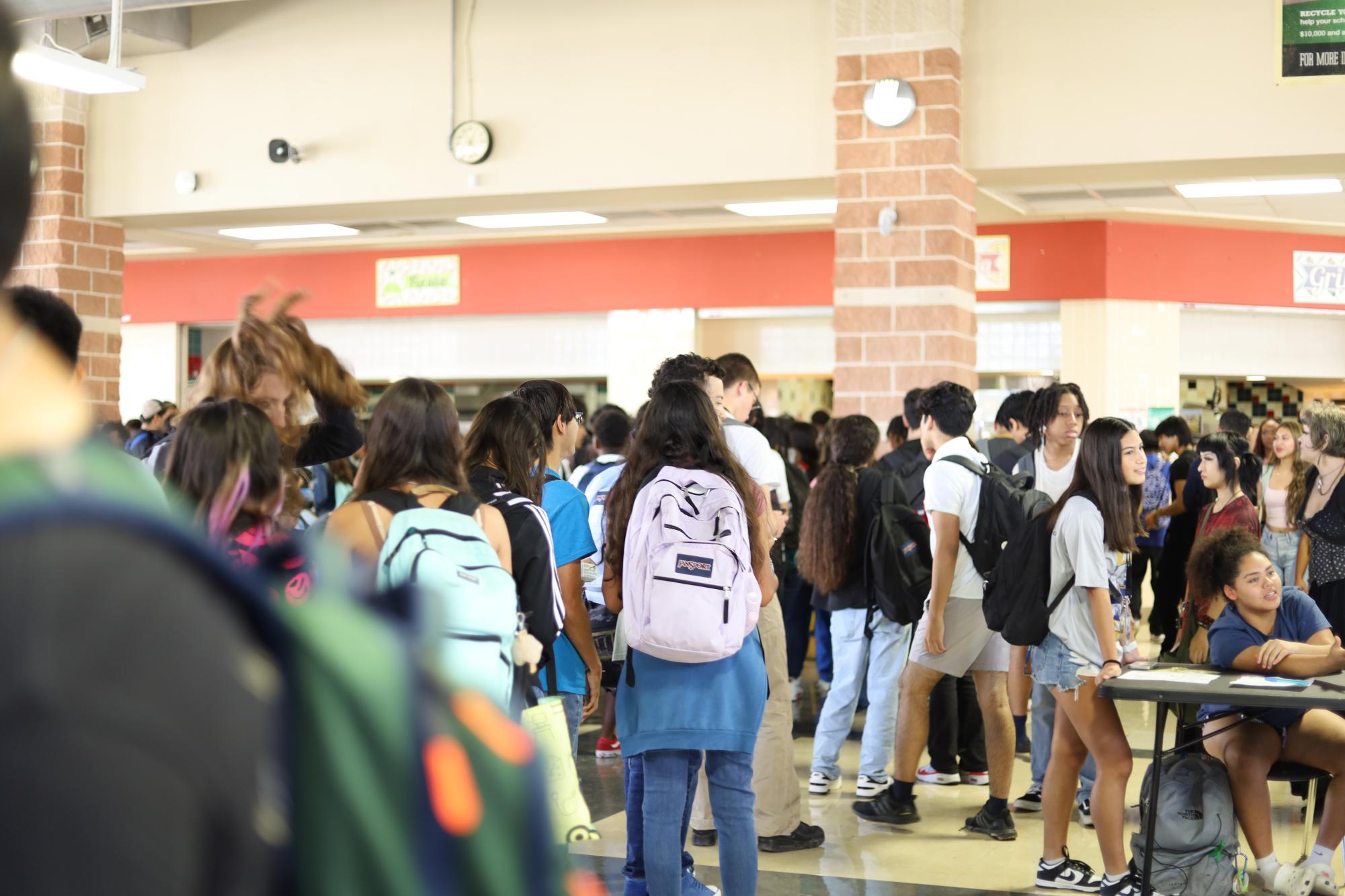 Shortened lunch break upsets students
