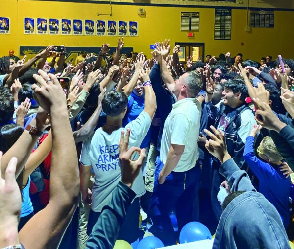 Coach Saxe leaving Akins